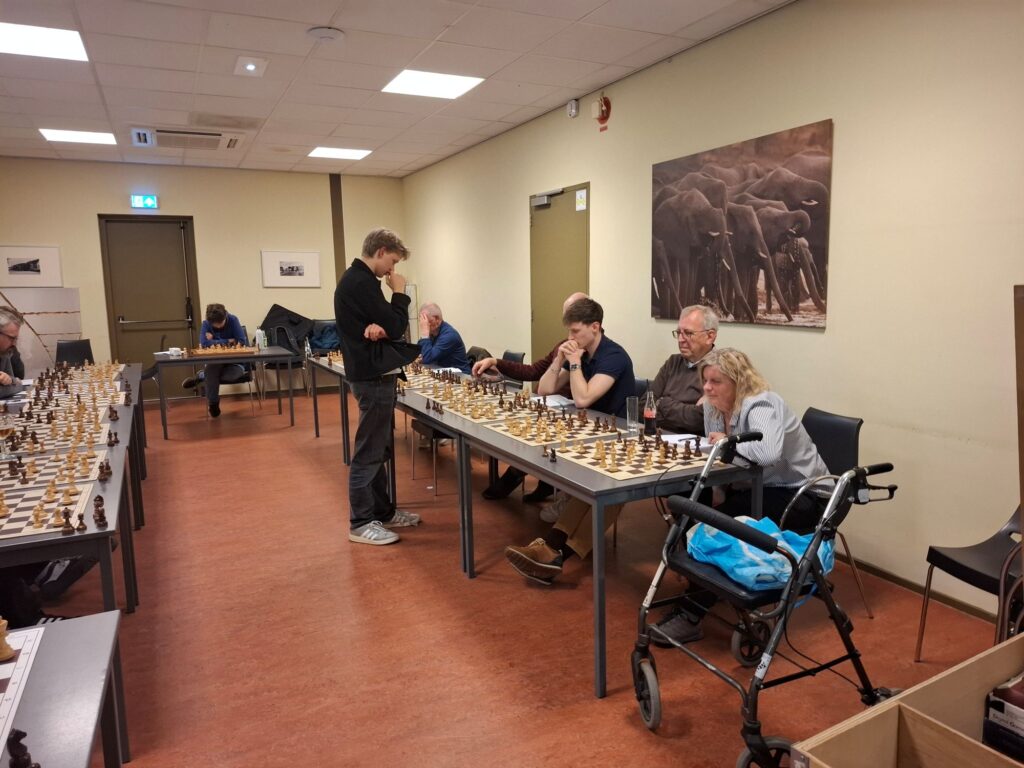 Mika Kleibeuker gunt Hoeksche Waard 1½ punt. 20261029 210210 klein